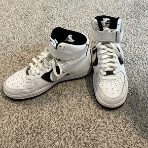 Nike High Top Air Forces Size 8.5